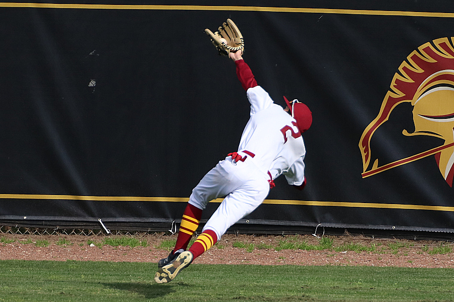 Lancer rightfielder Shane Ogata makes the spectacular diving catch on Tuesday, photo by Richard Quinton.