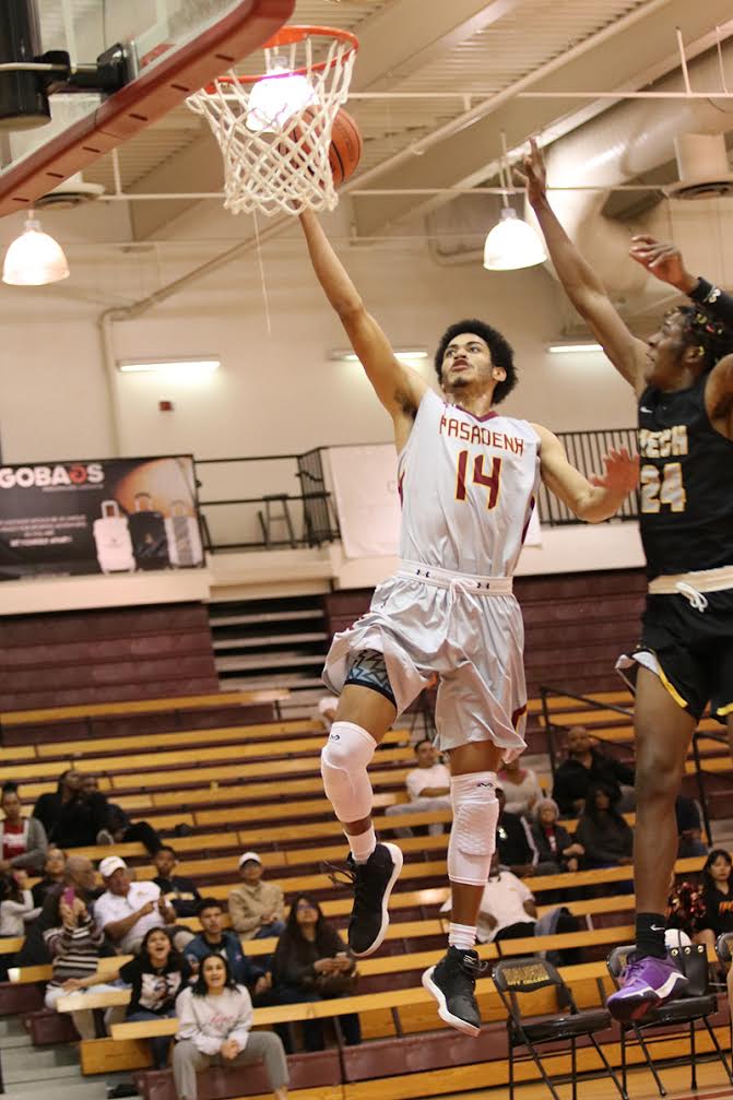 Lance Josiah Woods with a layup in the team's win over LA Trade Tech last week, photo by Richard Quinton.