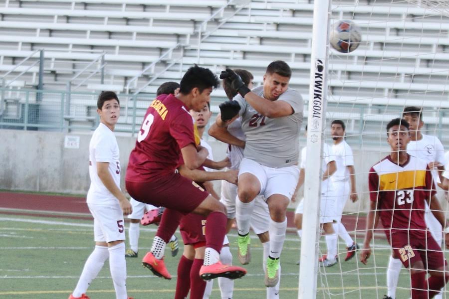 Men's Soccer Earns 7th Seed, 1st Round Playoff v. Chaffey Saturday