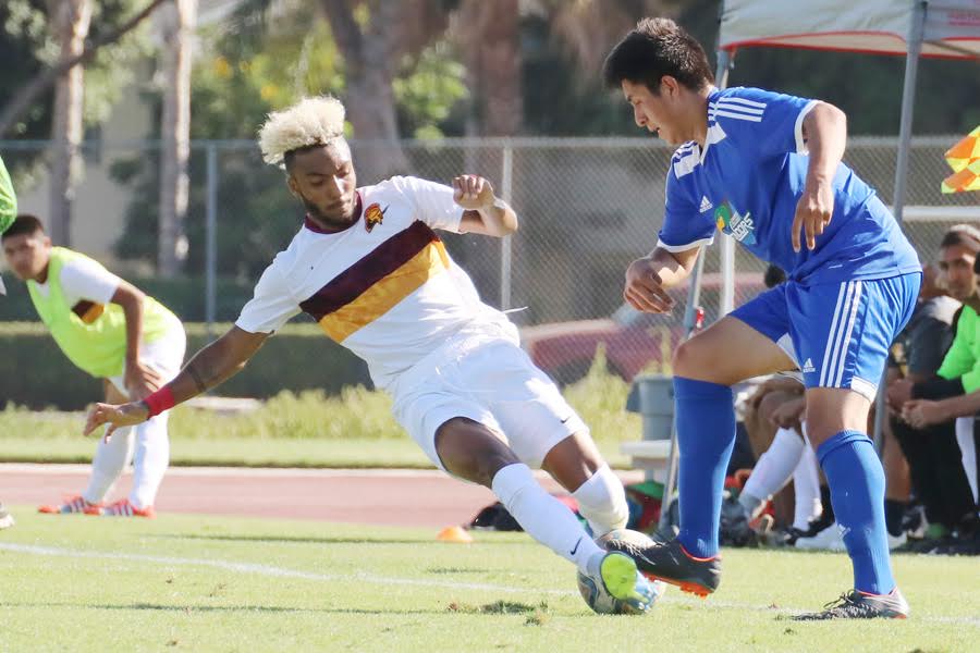 Lancers returning starting defender Bryce Watson in action during the team's 2018 season opener at Oxnard College on Tuesday, photo by Richard Quinton.