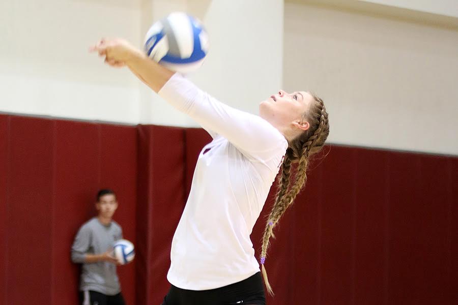 Boyd Serves Volleyball Well In Win Over Cerritos