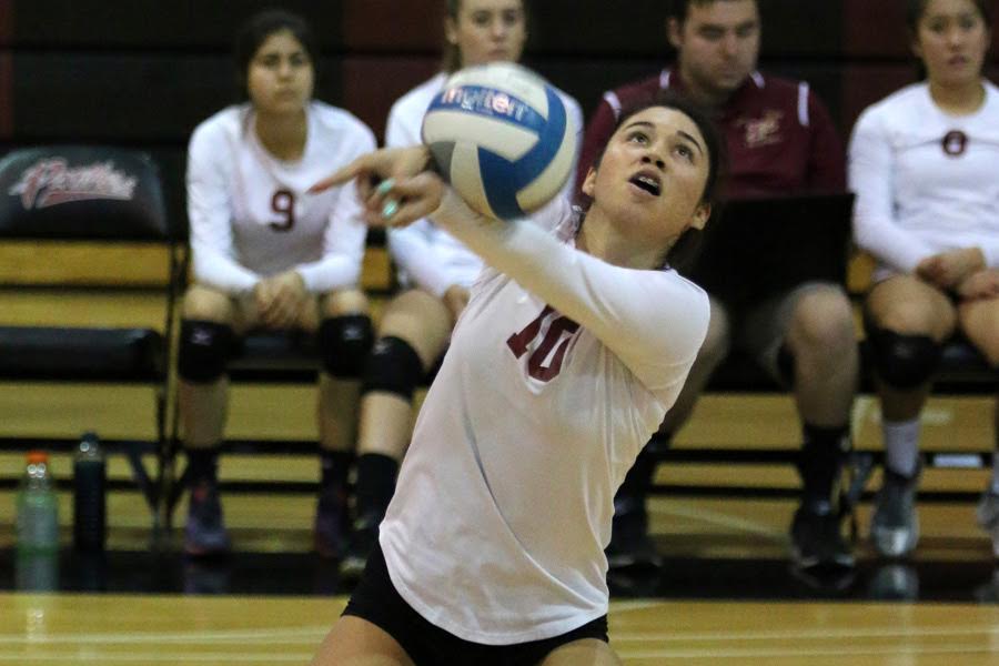 Women's Volleyball Wins 5th Straight