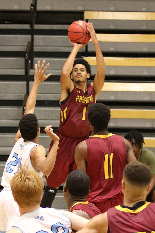 Letterman guard Josiah Woods helped PCC win its 2018-19 season opener, a double-OT thriller over Moorpark at Ventura College on Thursday, photo by Richard Quinton.