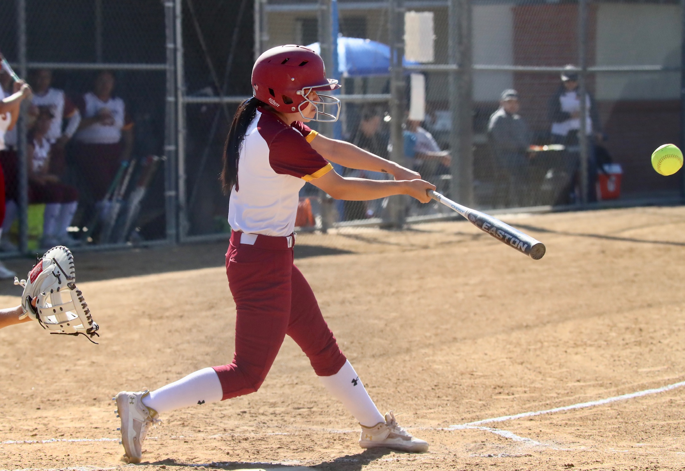 Kimberly Dea with the clutch hit in Thursday's home win.