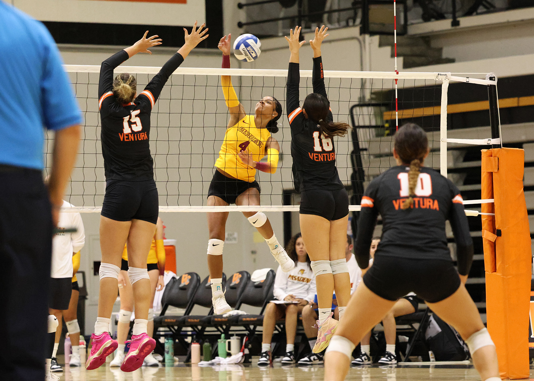 Biko Hollie makes the kill during the Lancers win at Ventura (photo by Richard Quinton).