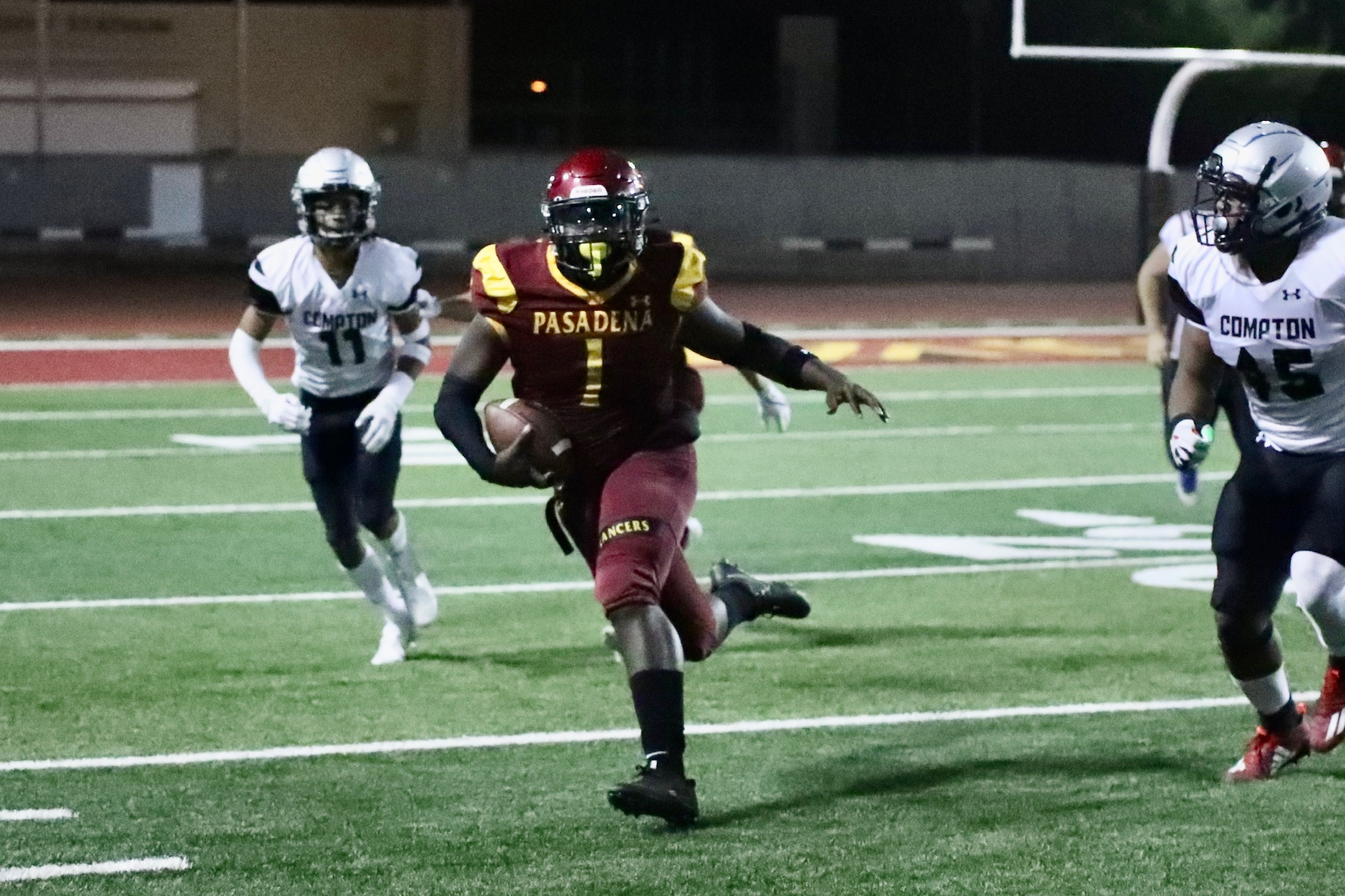Edward Norton rushed for two touchdowns against Compton at Robinson Stadium Saturday evening (photo by Michael Watkins).